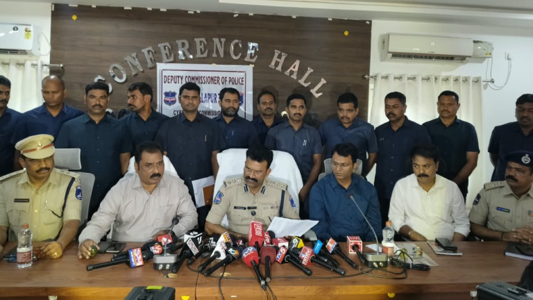 cyberabad-police-bust-fake-clinics-10-fake-doctors-arrested