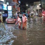 హైదరాబాద్‌లో భారీ వర్షం.. పలు ప్రాంతాల్లో రహదారులపైకి నీరు