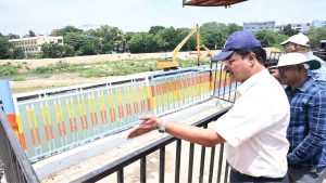 HYDRAA Commissioner AV Ranganath inspected IDL Lake in Kukatpally and reviewed Ganesh immersion arrangements.