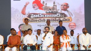 సికింద్రాబాద్ పరేడ్ గ్రౌండ్‌లో తెలంగాణ విమోచన దినోత్సవ ఏర్పాట్లపై మీడియాతో మాట్లాడుతున్న కిషన్ రెడ్డి